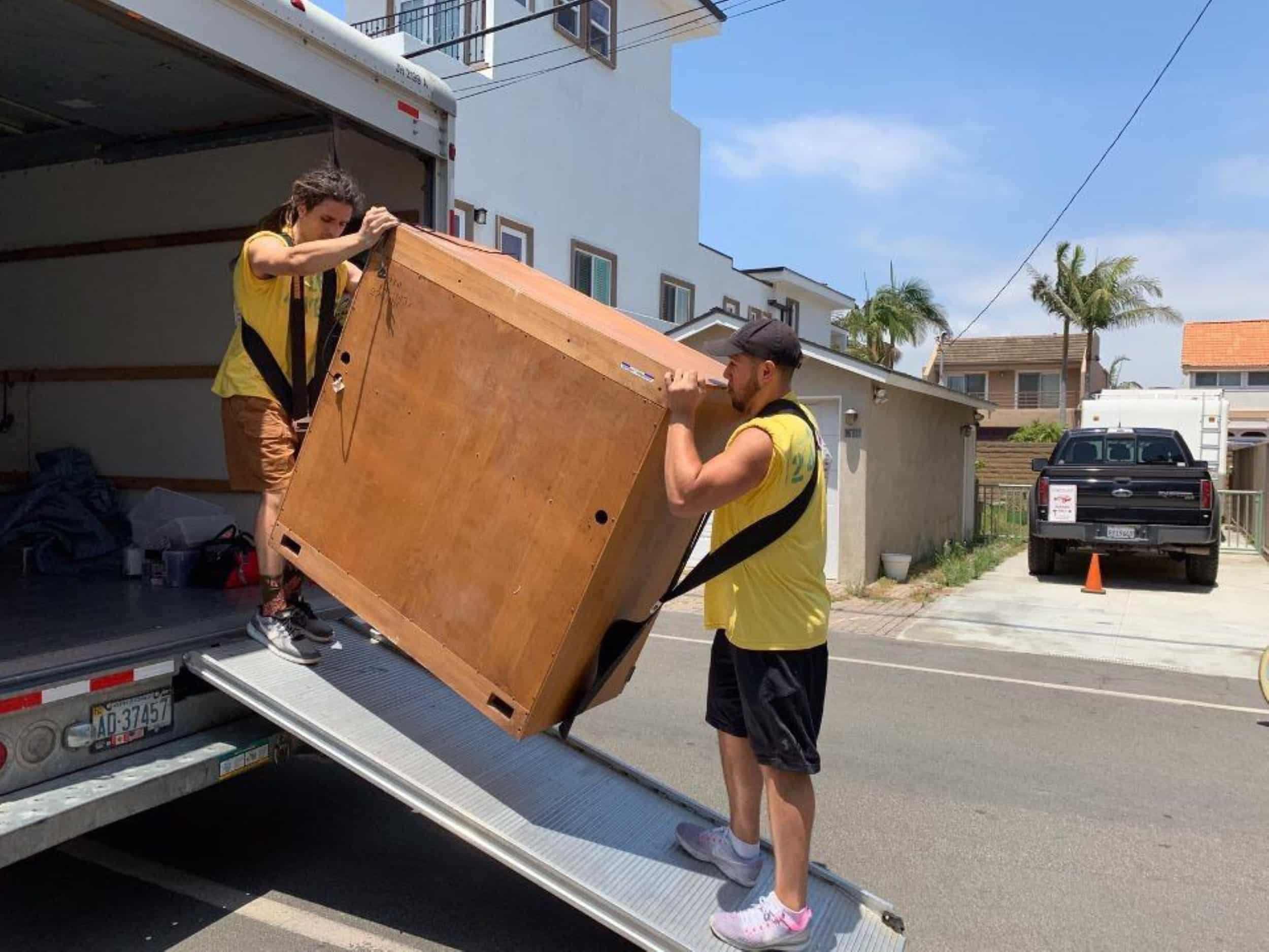 Affordable mattress moving company in Good Hope Stress-free mattress moving solutions in California